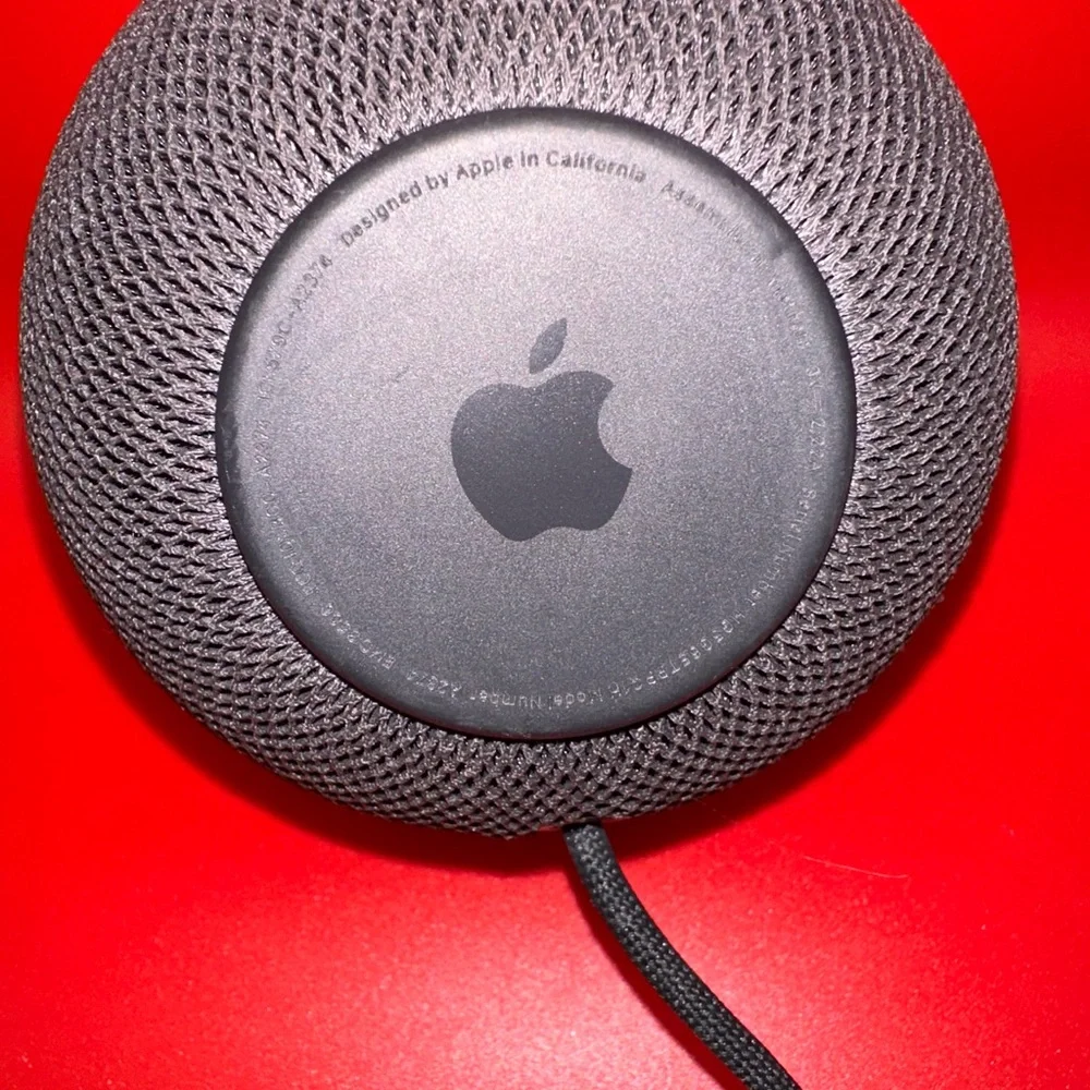 Apple HomePod Mini- without it’s original box - Picture 7 of 7